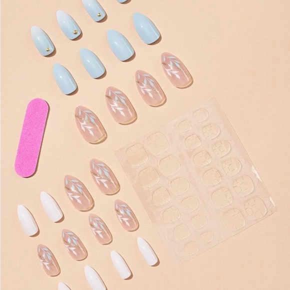 5 sets of Press On Nails - Picture 6 of 9